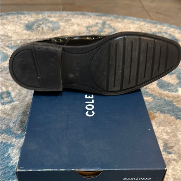 Cole Haan Men\'s Black Dress Shoes main image 11